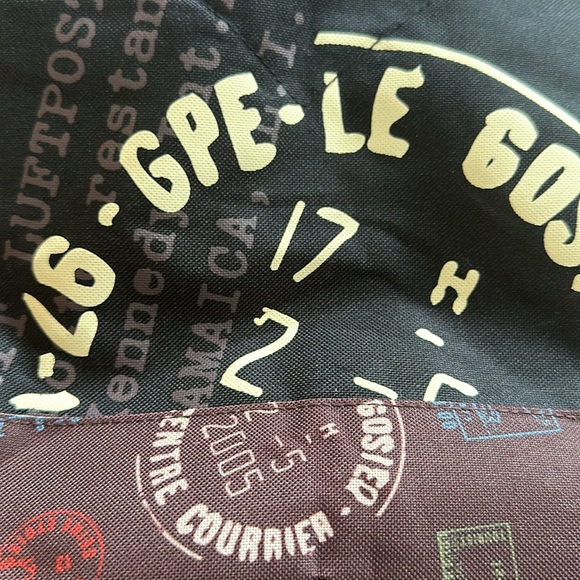 Reisenthel script print hinged duffle tote - Picture 13 of 13